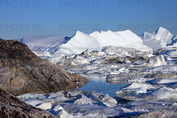 Icebergs in the Kangia icefjord