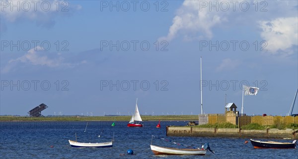 Approach to the harbour with a view of Graswarder