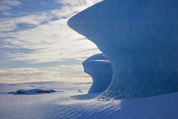 Ice formations in the Fjallsarlon Glacier Lagoon