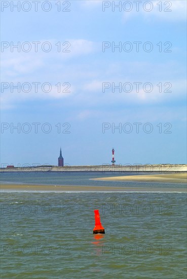 Fairway buoy in front of the island of Wangerooge