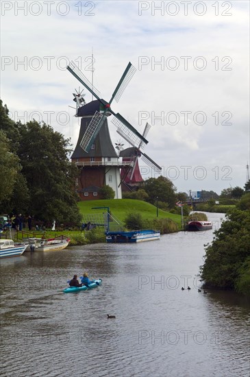 The twin mills of Greetsiel