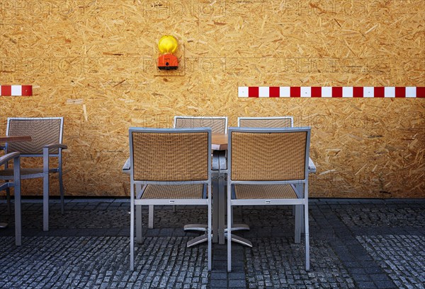 Building fence made of chipboard