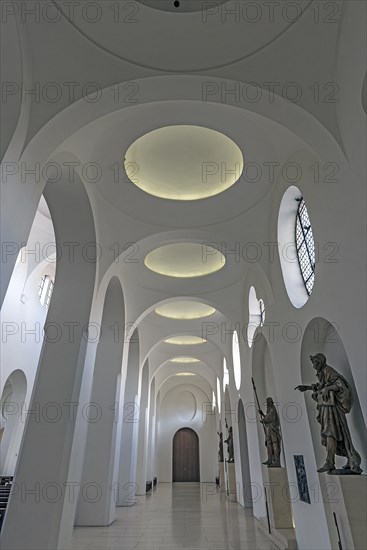 Side aisle of St. Moritz