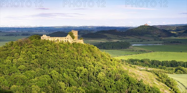 View of the ruins of Gleichen Castle