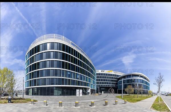 SkyLoop building at the airport