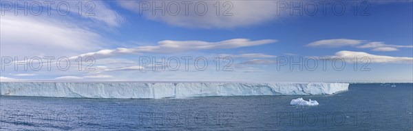 Brasvellbreen glacier