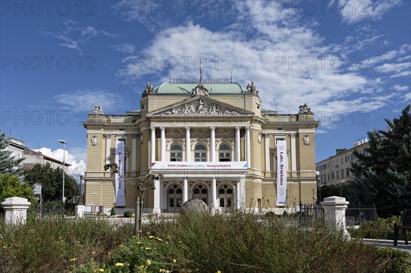 National Theatre