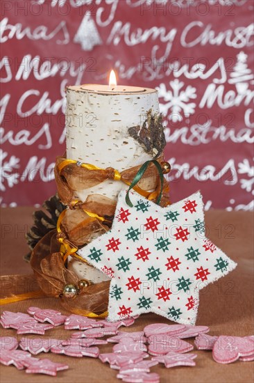 Birch Wood Candle Holder with Christmas Decoration