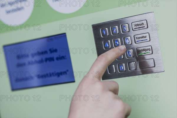 Medication pick-up machine