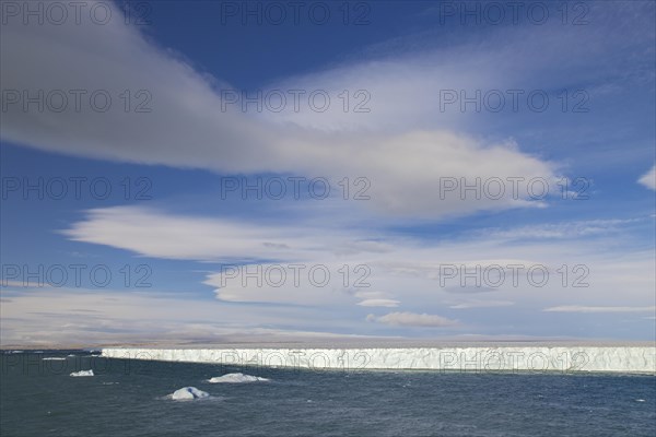 Brasvellbreen glacier