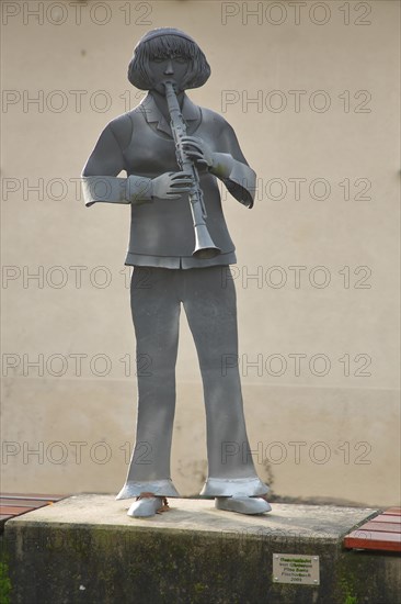 Sculpture Clarinettist by Giuseppe Serio 2009