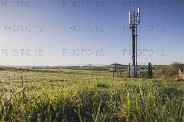 Transmission mast with 5G technology