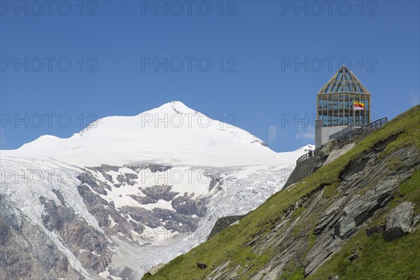 Grossglockner and Swarovski look-out above the Kaiser-Franz-Josefs-Hoehe along the Panoramaweg Kaiserstein in the Hohe Tauern NP