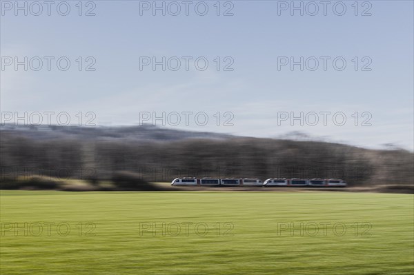 A train of the Laenderbahn Trilex in the border triangle of Germany