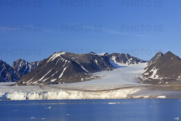 Lilliehoeoekbreen glacier at Lilliehoeoekfjorden