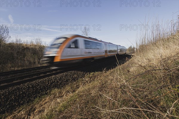 A train of the Laenderbahn Trilex in the border triangle of Germany