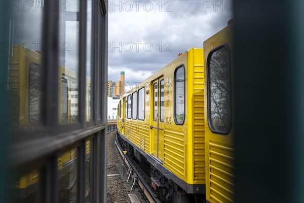 An underground train leaves the Gleisdreick underground station. Berlin