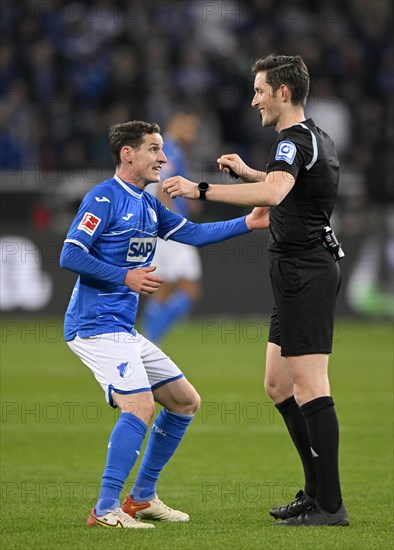 Referee Dr Matthias Joellenbeck in conversation Discussion with Sebastian Rudy TSG 1899 Hoffenheim