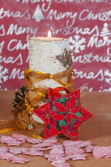 Birch Wood Candle Holder with Christmas Decoration