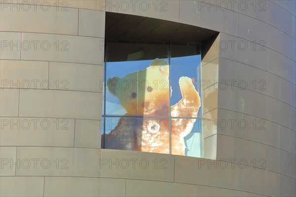 Teddy bear at the window of the Steiff Museum