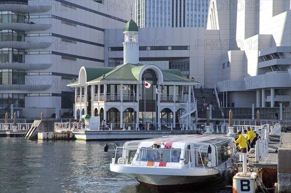 Pukari Sanbashi floating pier Minato Mirai 21 Yokohama Port Japan