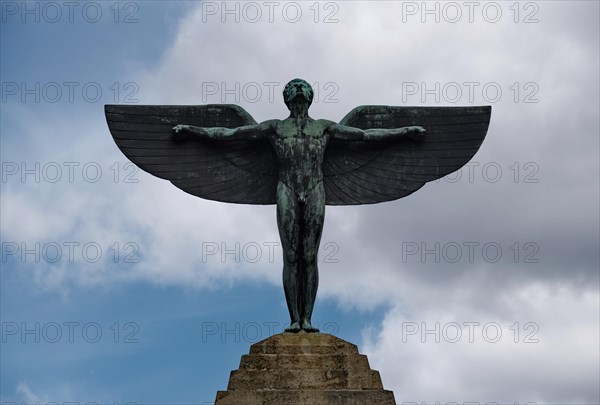 Upper part of the Otto Lilienthal Monument erected in 1914