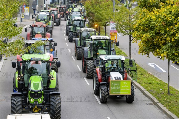 Farmers demonstrate against the agricultural policy of the federal government and the EU as well as against bad prices