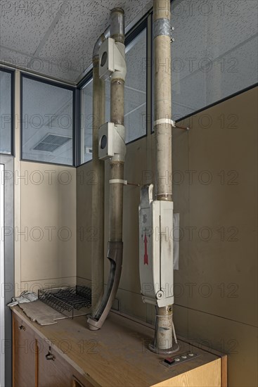 Pneumatic tube system in a former paper factory