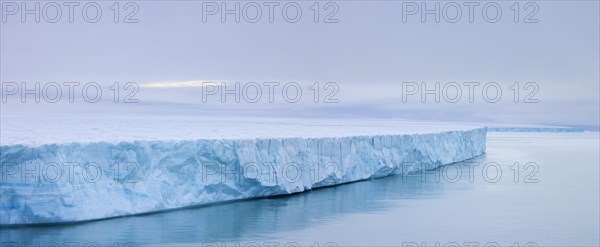 Brasvellbreen glacier