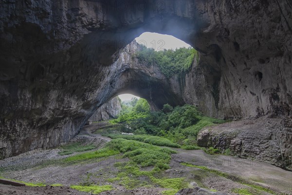 Devetashka Cave