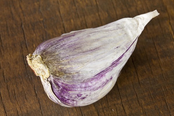 Garlic clove