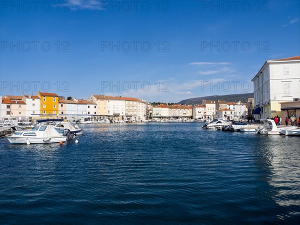 Cres Town Harbour