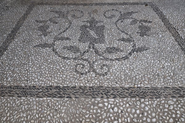 Mosaic as street paving