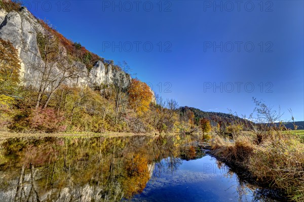 Rock formation near Thiergarten on the Danube: Falkensteinwaende and Rabenwand