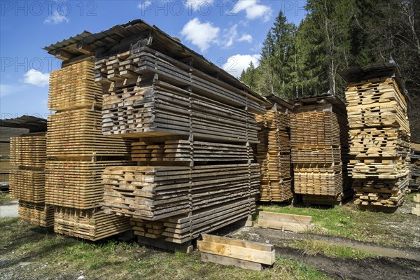 Stored sawn timber