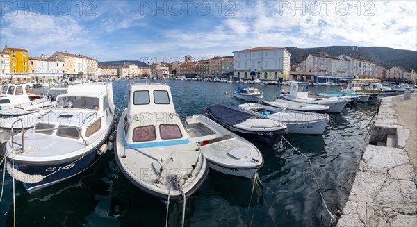 Cres Town Harbour