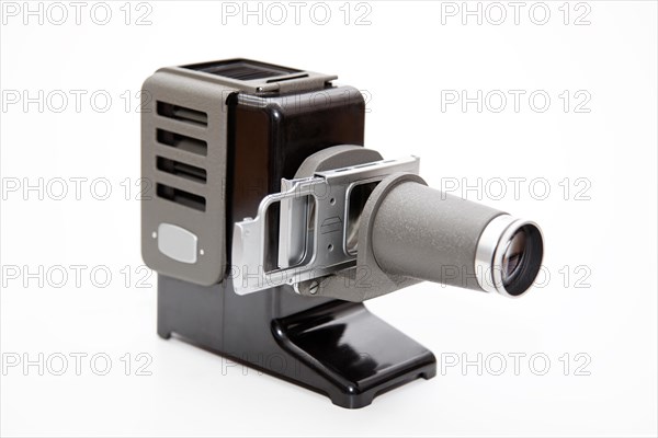 Slide projector