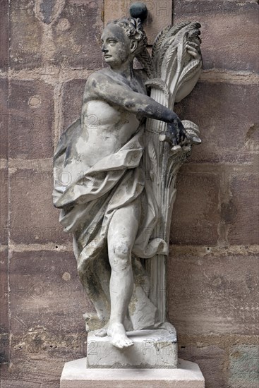 Statue depicting the season of summer