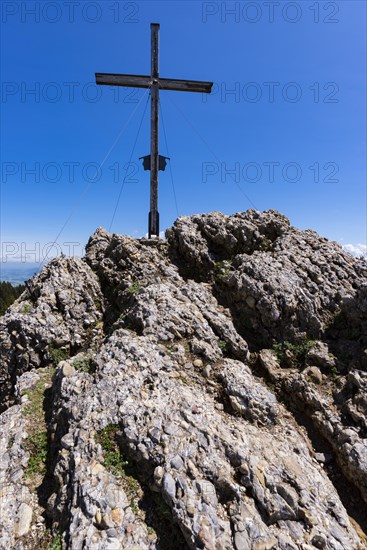 Summit cross on the Baerenkoepfle