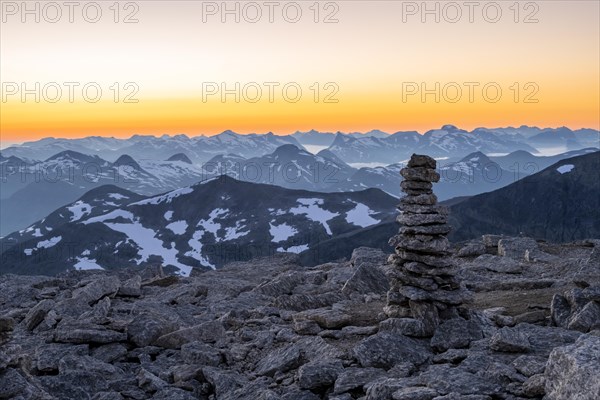 Cairn at the top of Skala