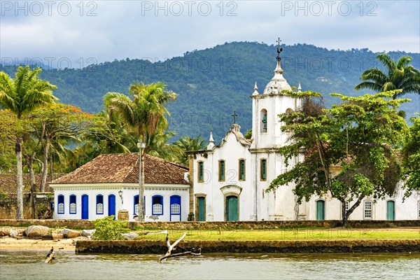 Famous church and colonial style house in the ancient and historic city of Paraty on the south coast of the state of Rio de Janeiro founded in the 17th century