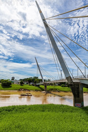 Bridge spanning over the Acre river