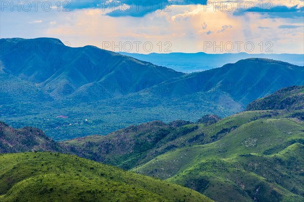 Mountain lines and horizon typical of the state of Minas Gerais in Brazil