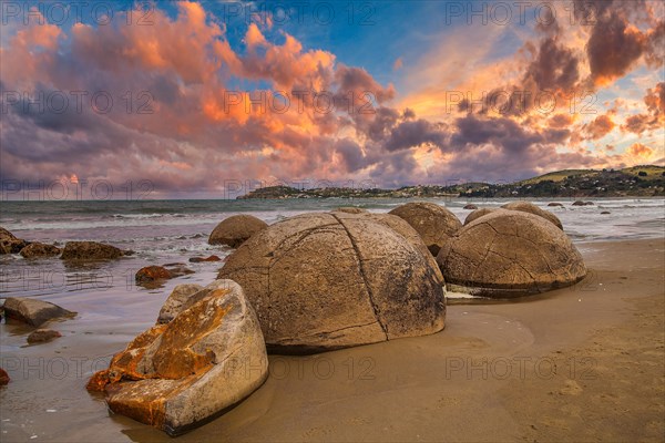 Moeraki Boulders