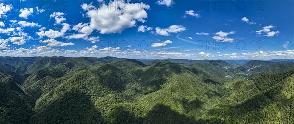 Aerial of the Unesco site Atlantic Forest South-East Reserves