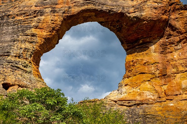 Stone arch at Pedra Furada