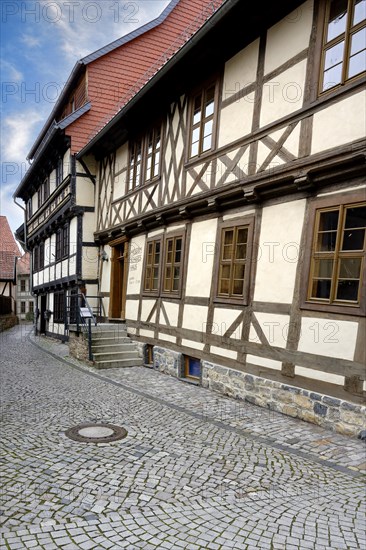 Museum Schiefes or crooked Haus