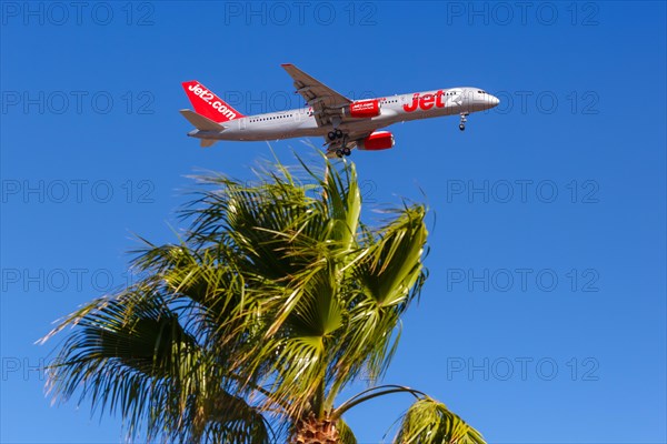 A Jet2 Boeing 757-200 aircraft with registration G-LSAA at Tenerife Airport