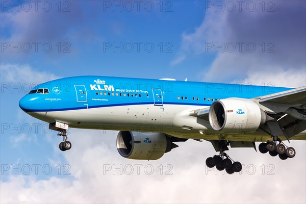 A KLM Boeing 777-200ER aircraft with registration PH-BQD at Amsterdam Airport