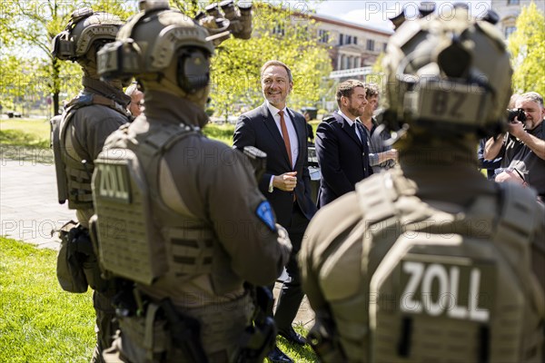 Federal Minister of Finance Christian Lindner with members of the special unit Zentrale Unterstuetzungsgruppe Zoll